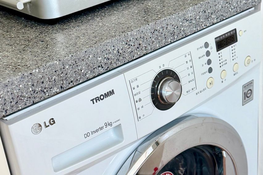 홍대 5분 풀옵션원룸A