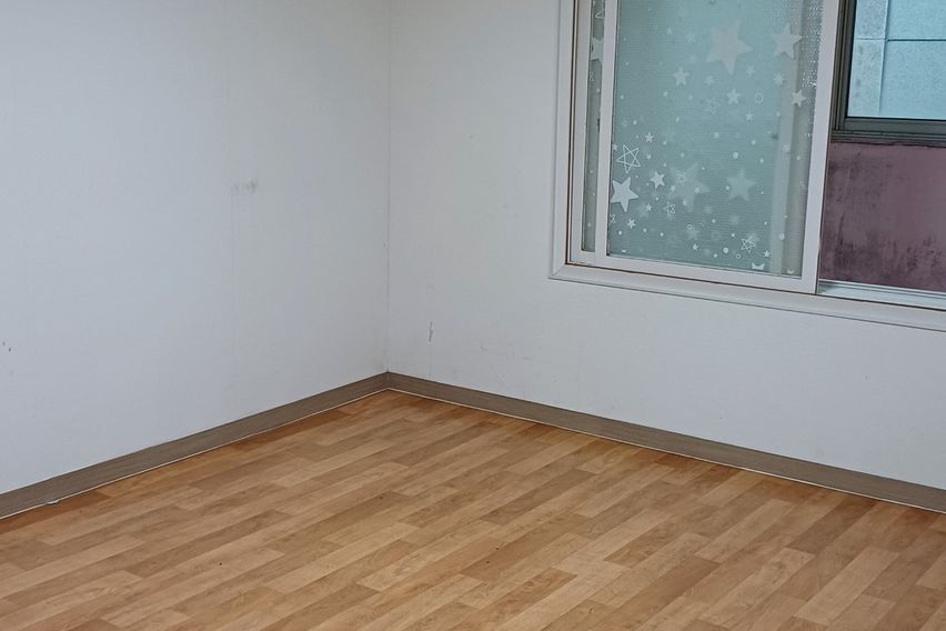 쓰리룸 최고주택2층 1번째 이미지