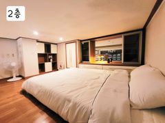 4, 7 Line Nowon Duplex 4-Person Room 4th image