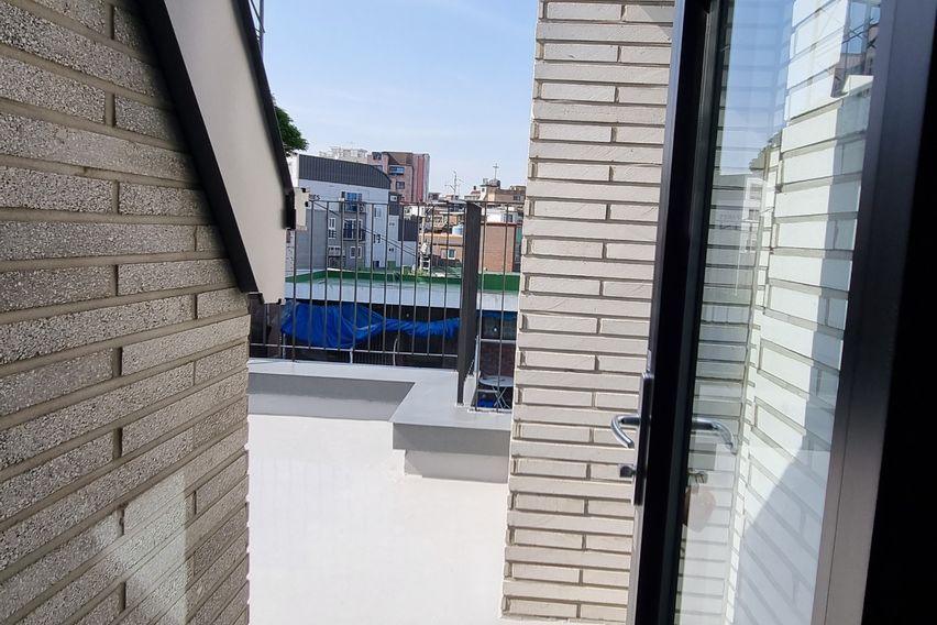 설 수 있는 신축 복층