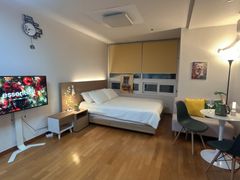 ✨Spacious room with city view, 2 mins from Si 5th image
