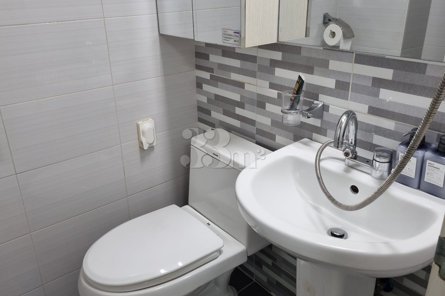 Newly built studio apartment near Daejeon Sta 12th image