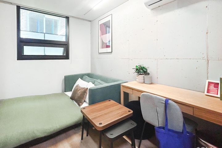Clean studio apartment near Seongsan-dong Sta 5th image