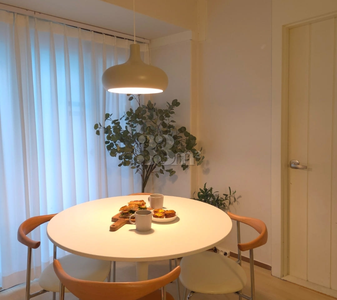 3 minutes from Hapjeong Station, Hongdae, Man 2th image