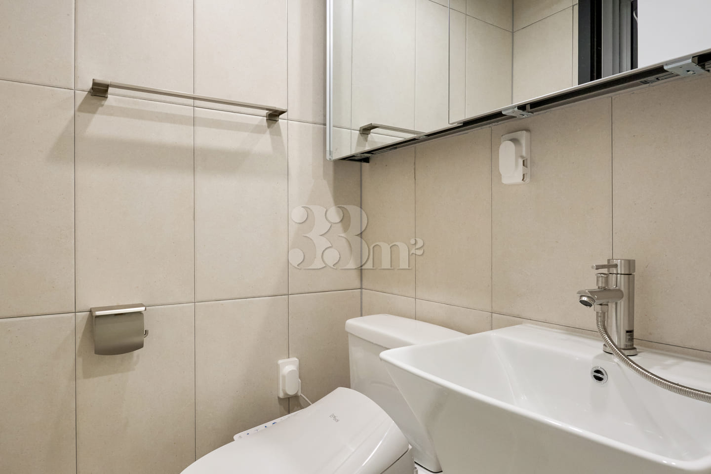5th floor, 4 beds for 4 people + 2 bathrooms 16th image