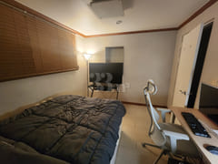 Spacious 2-room unit | Fully furnished | Park 4th image