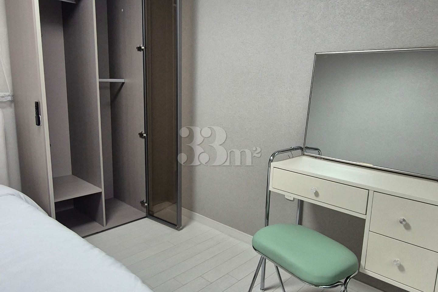 A stylish and spotless accommodation in Irwon 8th image