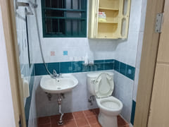 Fully furnished studio apartment 7th image