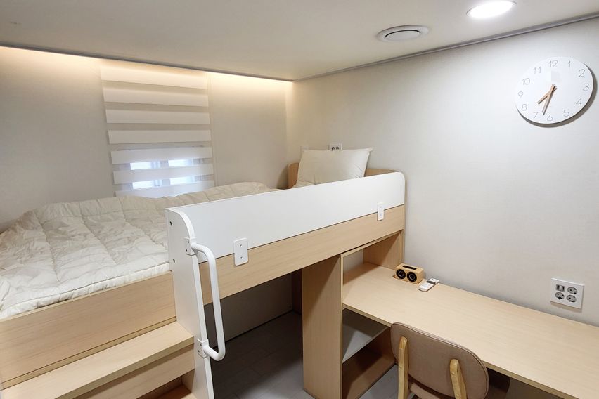 신촌3분홍대10분303