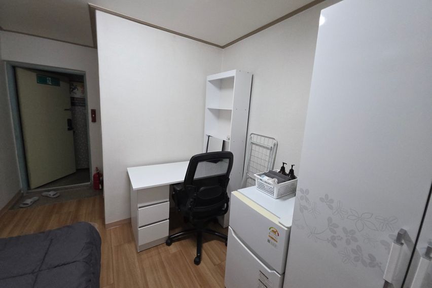 Room 303 9번째 이미지