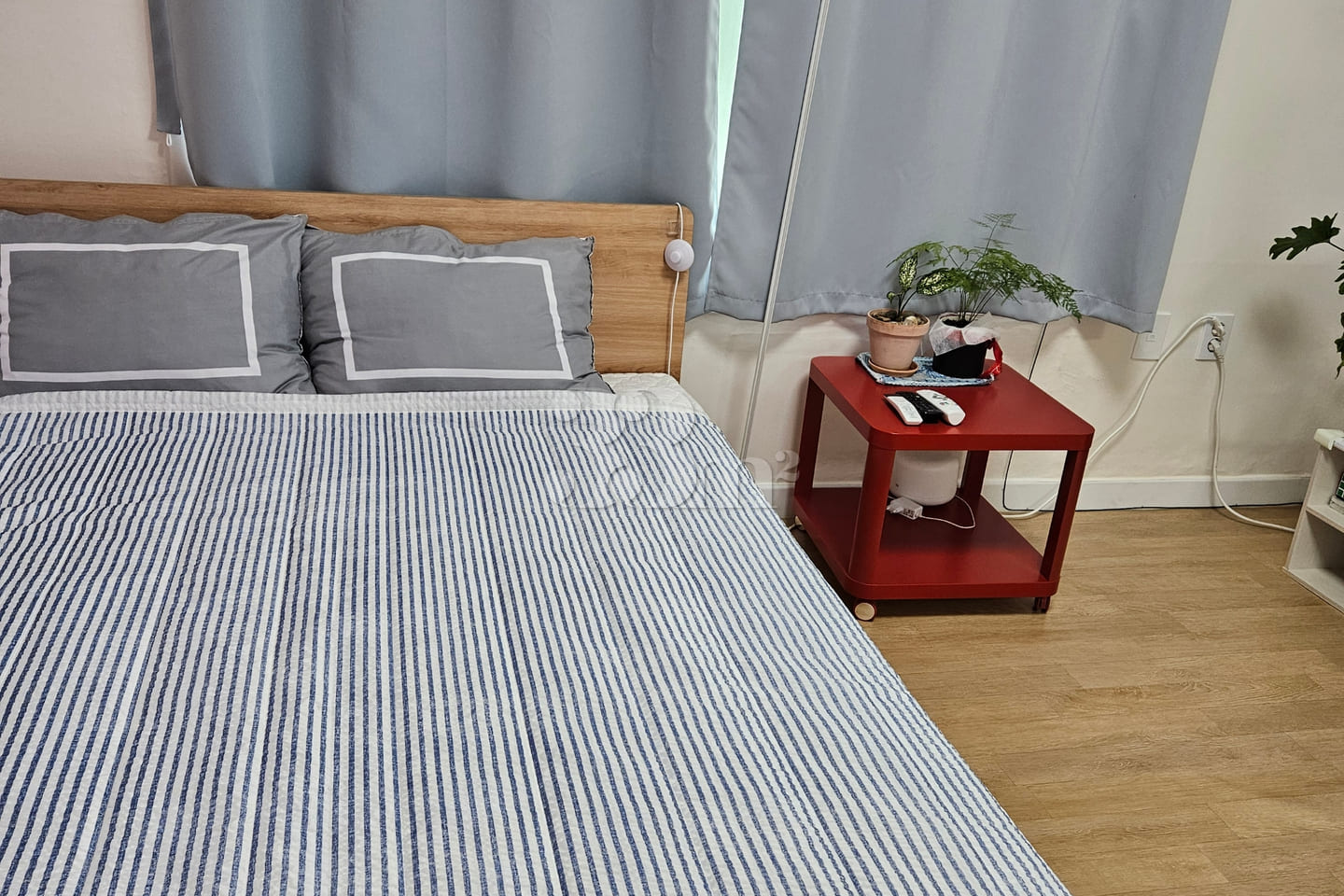 Clean two-room apartment with parking in Hong 6th image