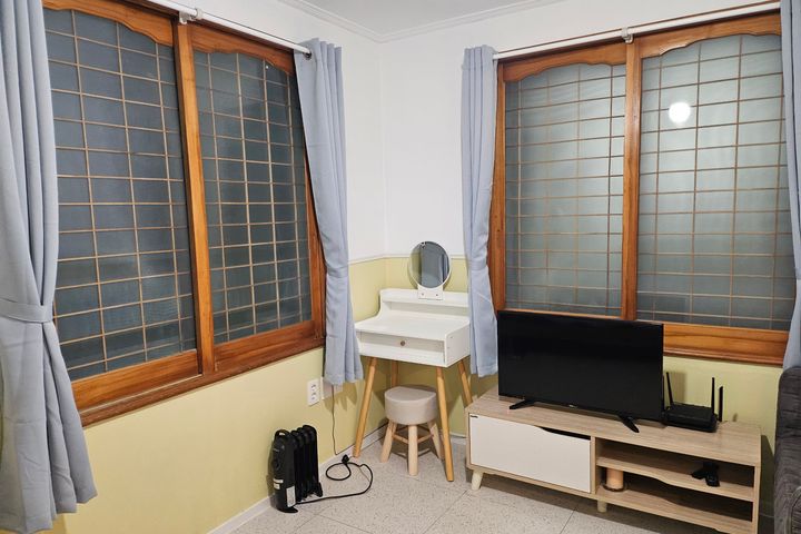 Sagye Beach, for 1–2 guests 3th image