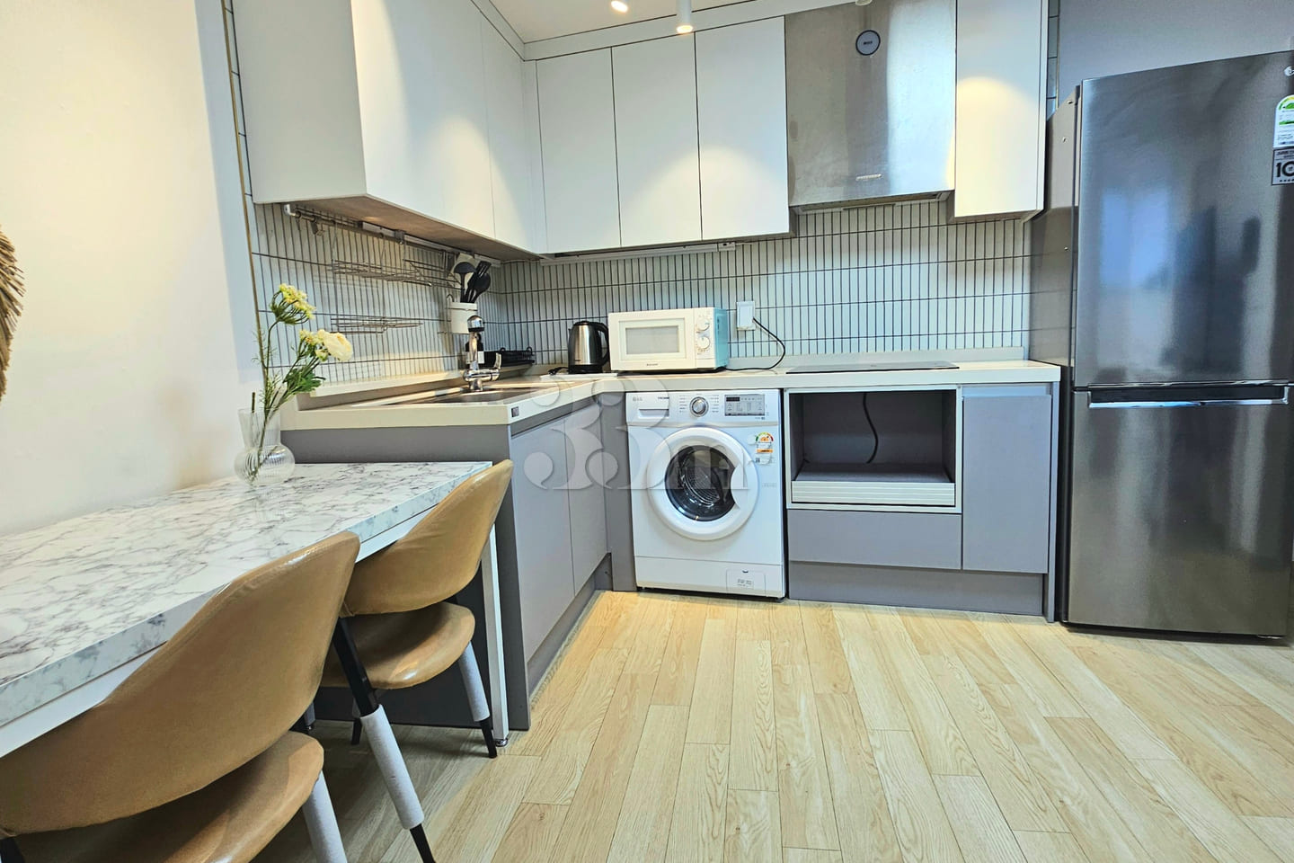 ❤️Newly built, fully furnished❤201 6th image