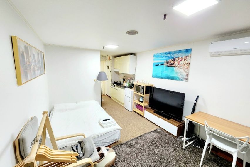 신논현역 2분거리