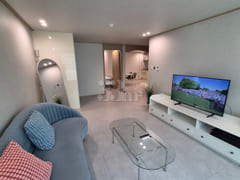 2-room unit (approx. 66㎡ / 20 pyeong), 3-minu 1th image