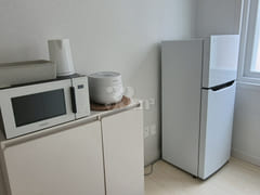 Room 202 7th image
