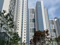 Gyeyang New Three-Room Apartment with Full Op 19th image