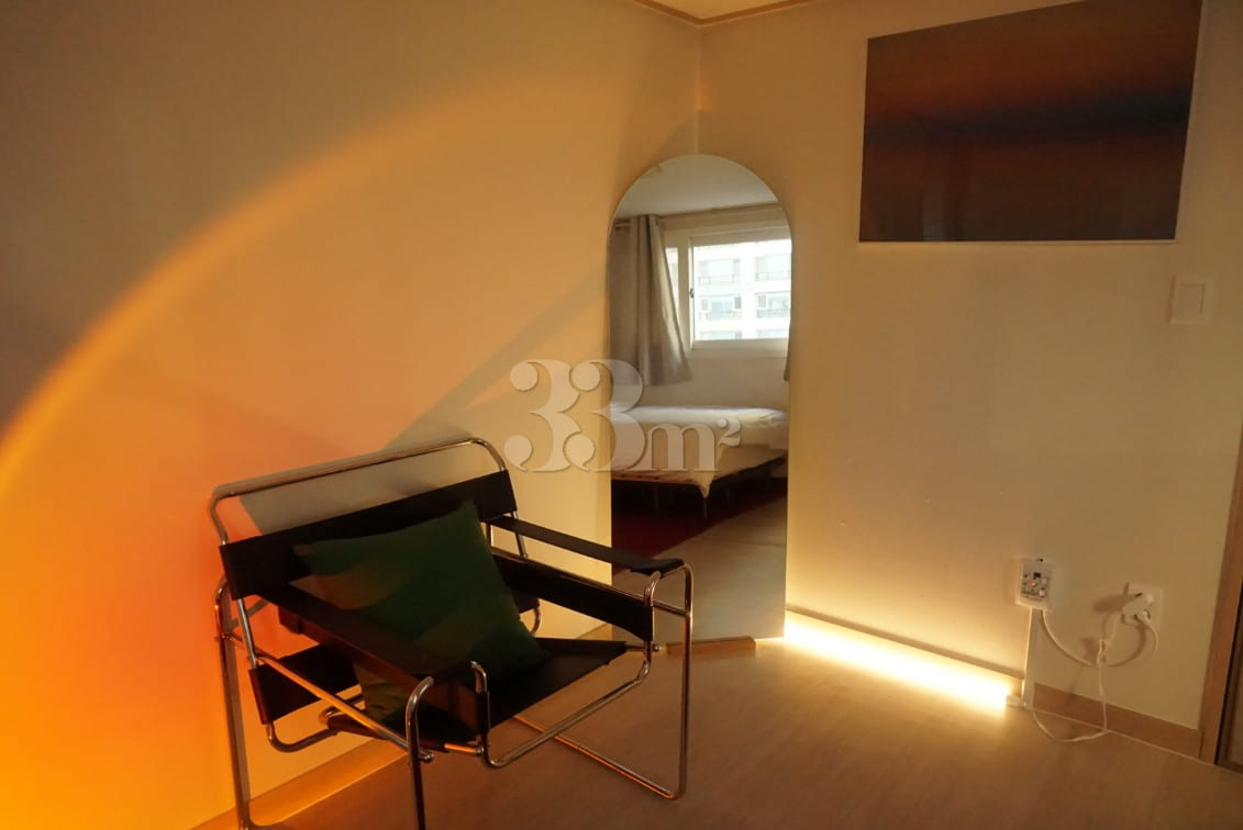 3 Bedrooms / 2 Bathrooms / Parking / Convenie 12th image