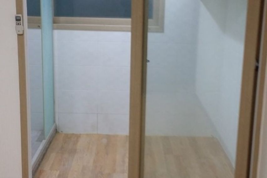 Near LG Innotek in Paju 5th image