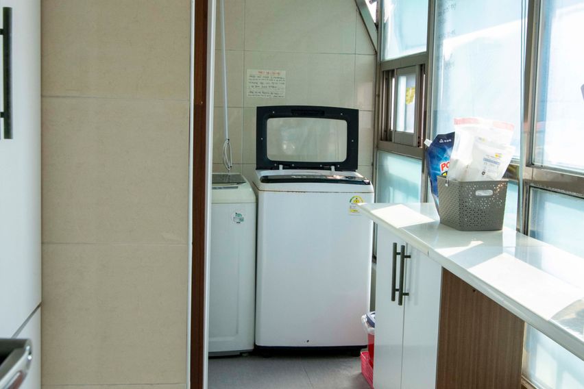 622호 홍대정문 1분 8번째 이미지