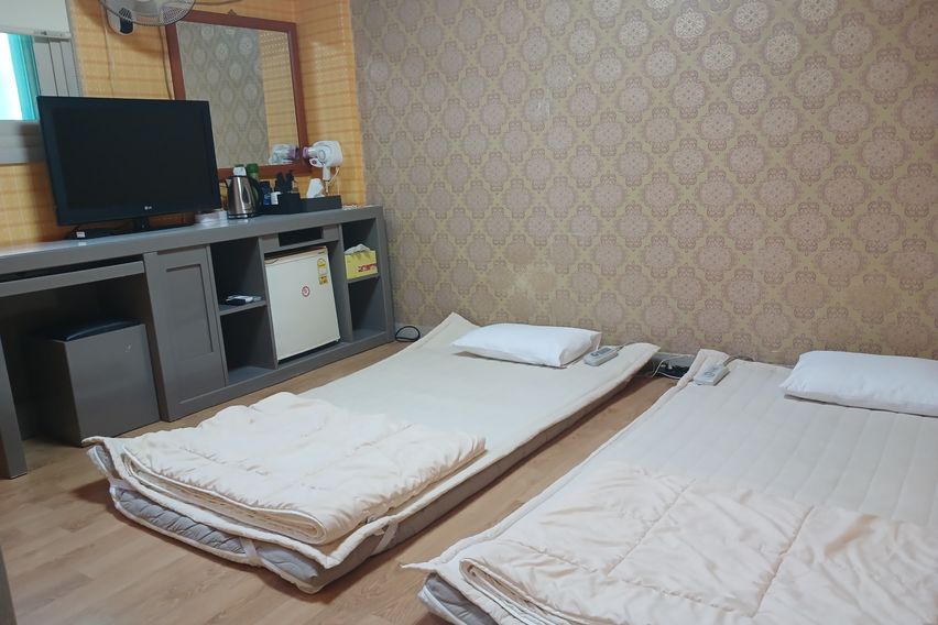 Motel monthly rental (Ondol room) 0th image