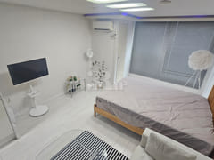 Spacious, fully-furnished studio apartment in 2th image