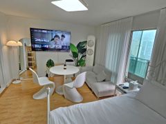 Merry Home #Fully Furnished #Free Parking 2th image