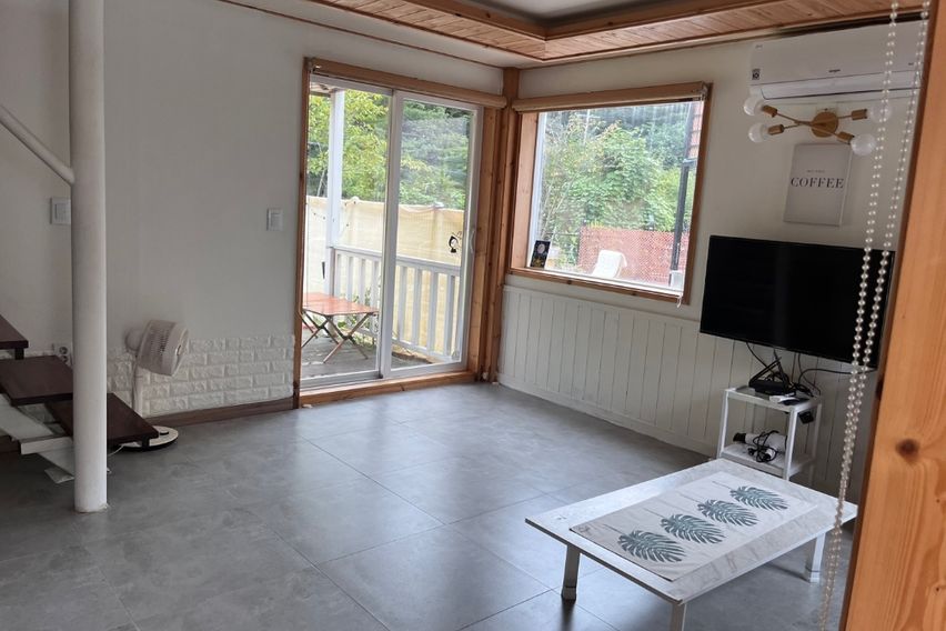 계곡앞 독채 감성주택 8번째 이미지