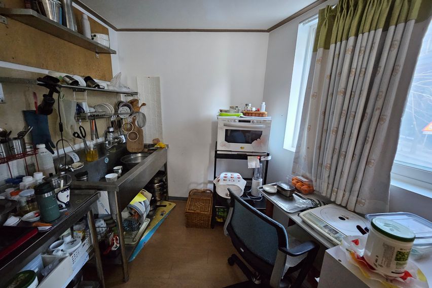 Gongdeok Station, 20 seconds, fully furnished 13th image