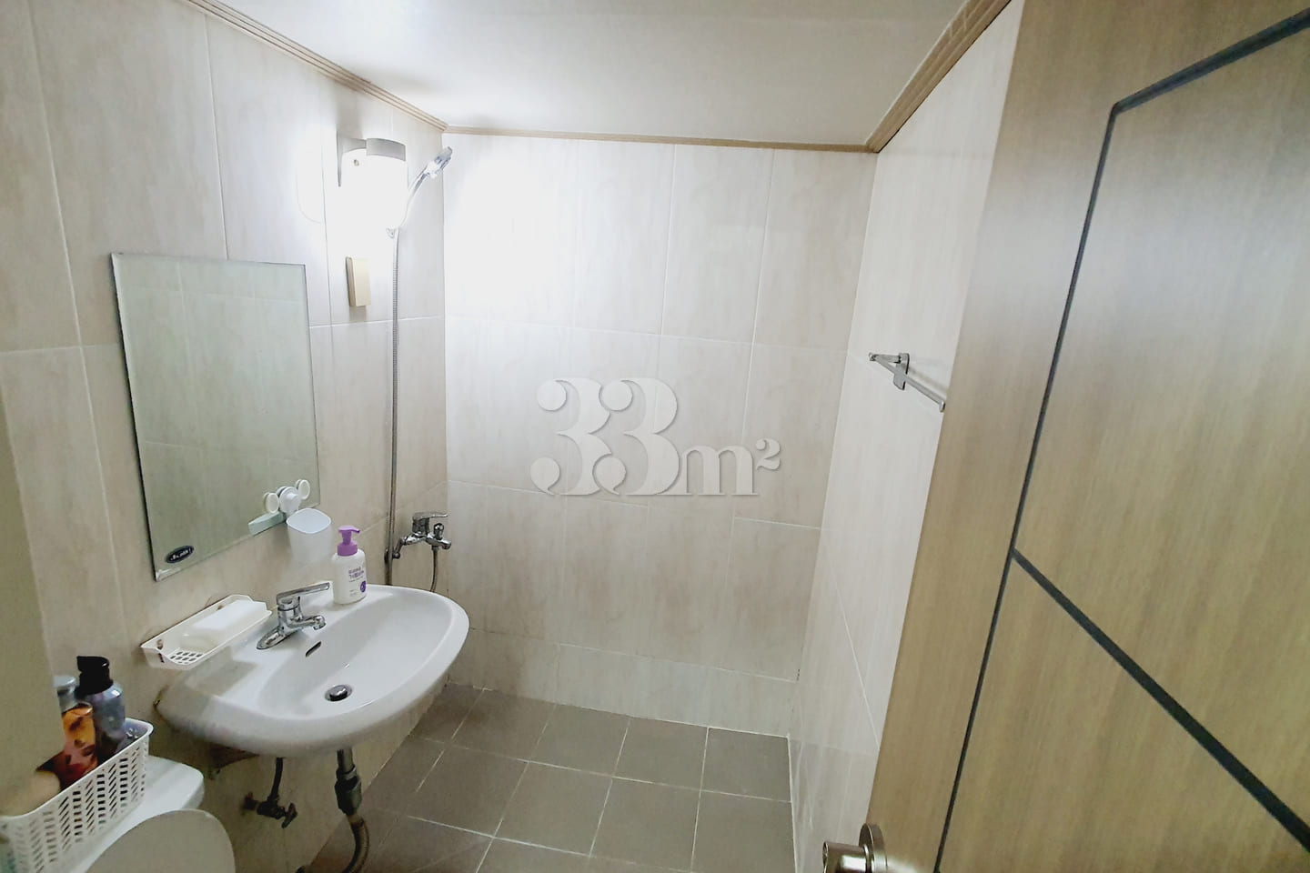 Fully furnished unit near the industrial comp 6th image