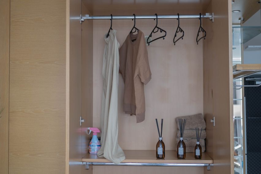 강남역1분 12평 폴옵