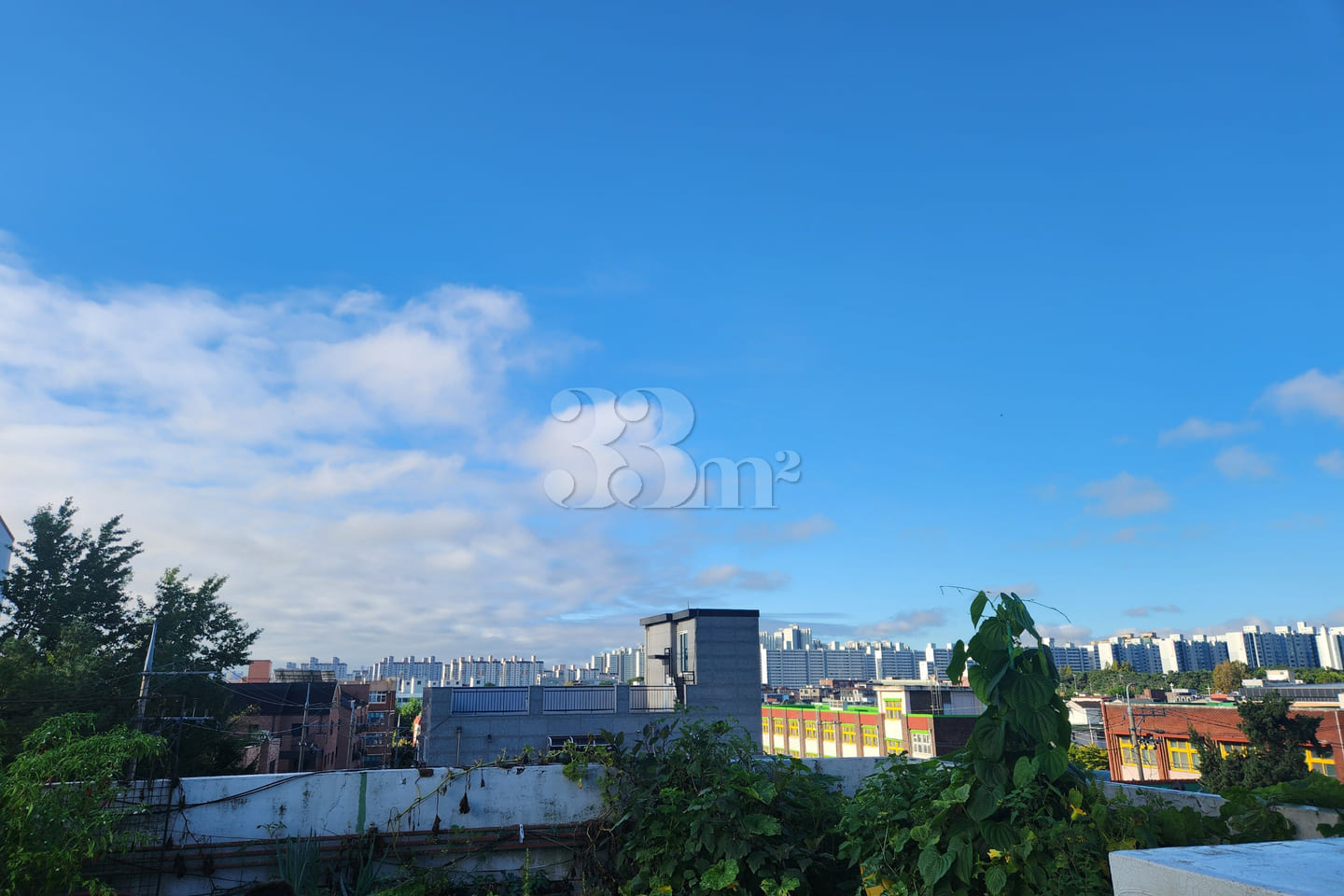 Within walking distance of Ajou University an 14th image