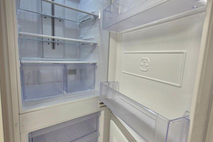 아라역 ♥️ 깔끔하우스