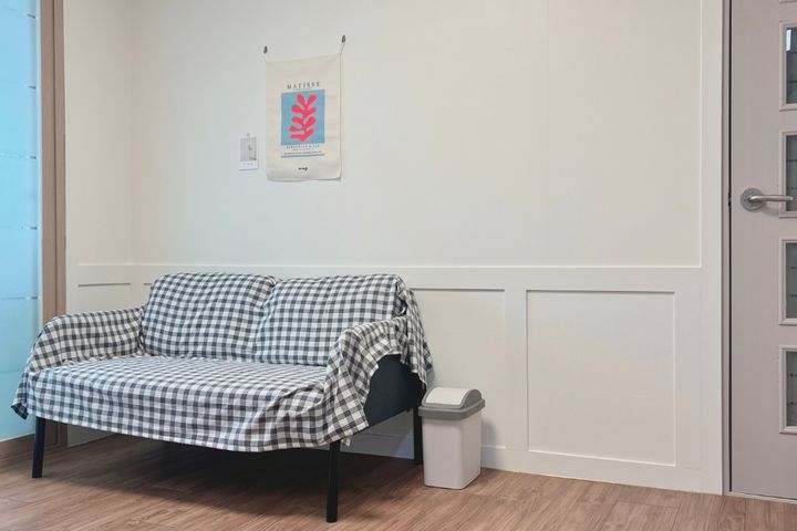 Fully furnished two-room unit near Gijang Mar 4th image