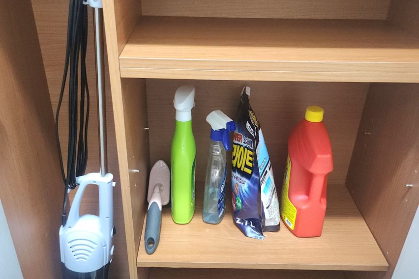 Right by Indeokwon Station Exit 4 11th image