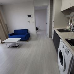 1.5-room apartment right in front of Woljeong Unit Image