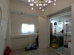 Sillim White-Toned Aesthetic Room 12th image