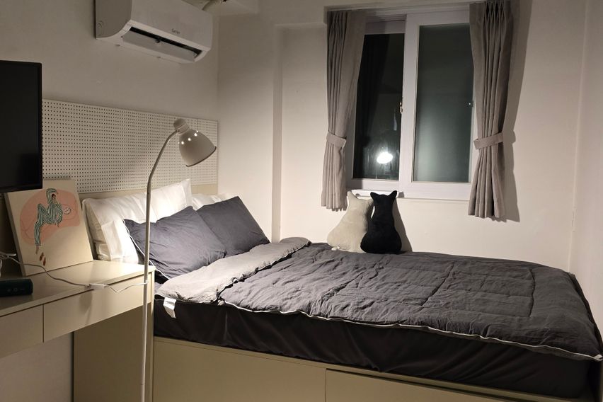 서울대입구역 203호