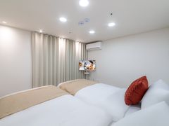 4인이 머무는 호스텔 2번째 이미지