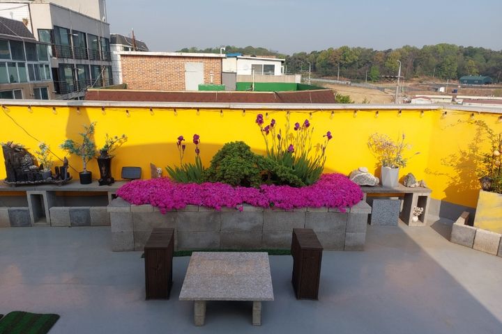 My own romantic rooftop hideout 4th image