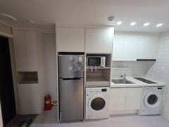 Brand new, fully furnished. 3th image