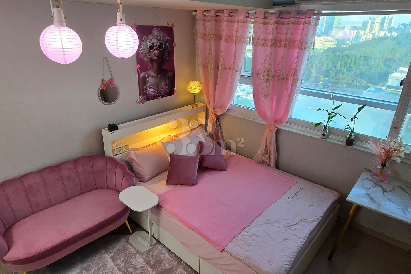 Perfect rating! Beautiful 2-bedroom unit. 2th image