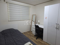Room 202 0th image