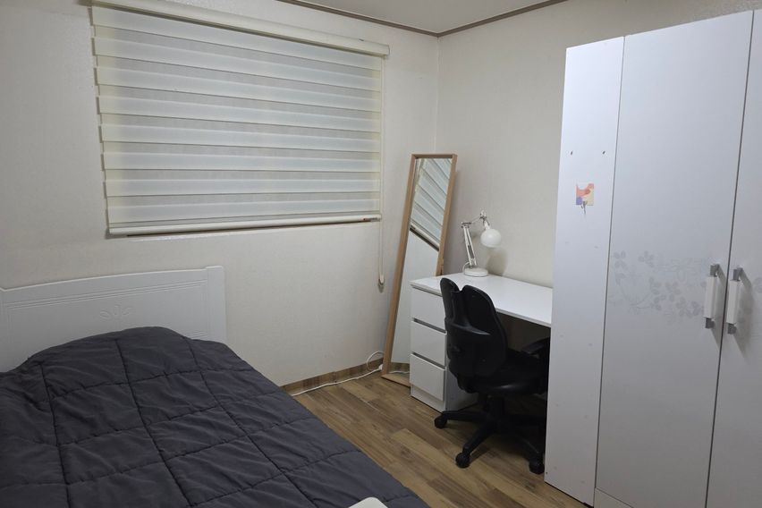 Room 202 0번째 이미지