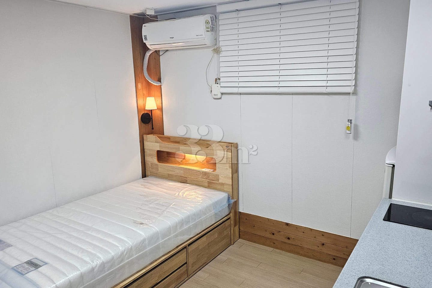 Fully furnished interior 0th image
