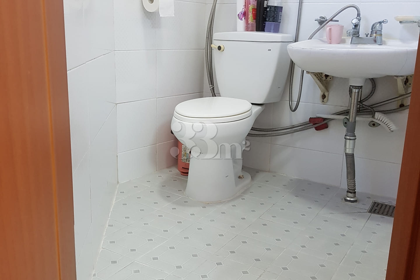 Studio Apartment 202 (4-minute walk from Baes 12th image