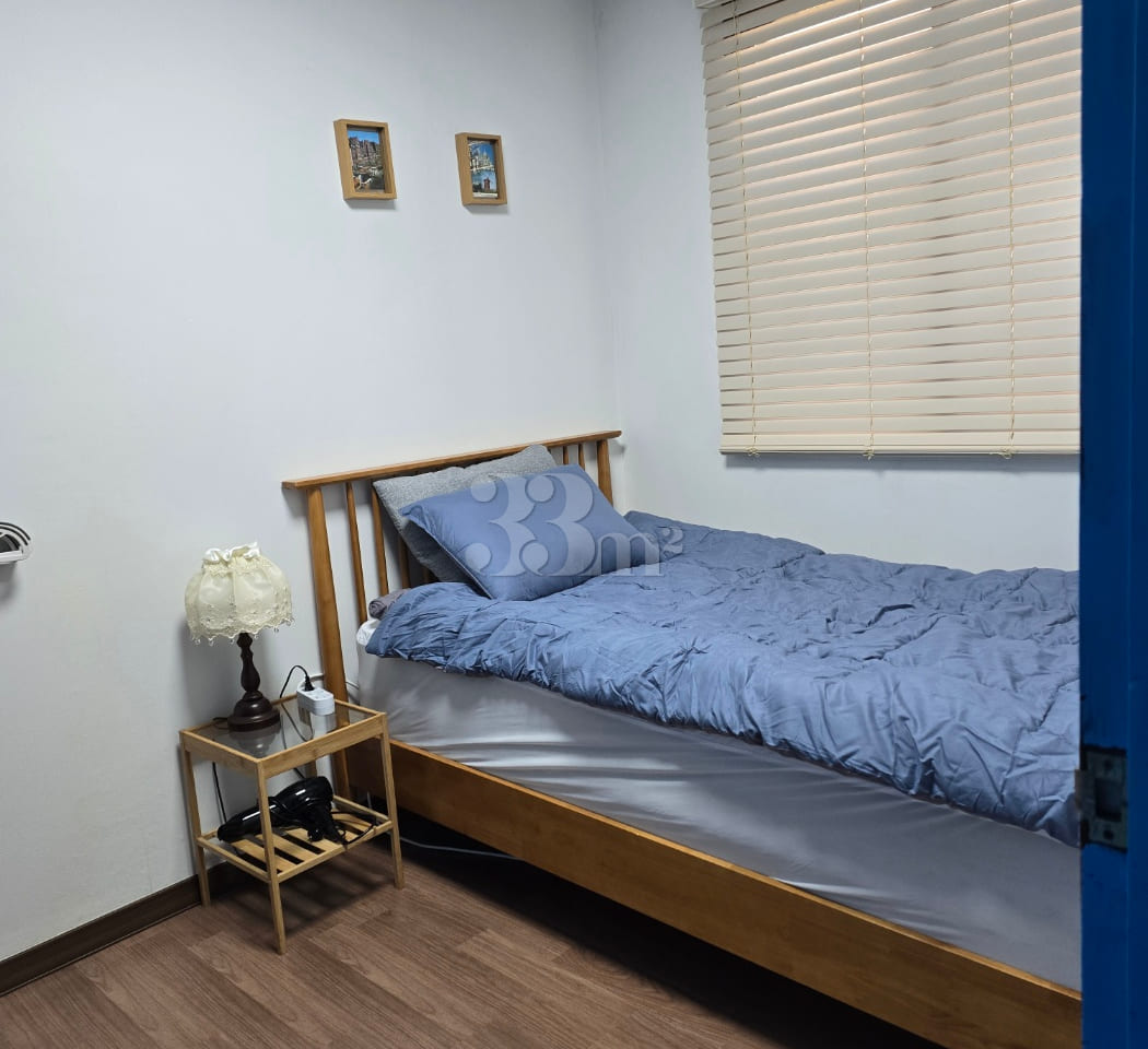 Haebangchon Queen Bed 2/Single 1 3th image
