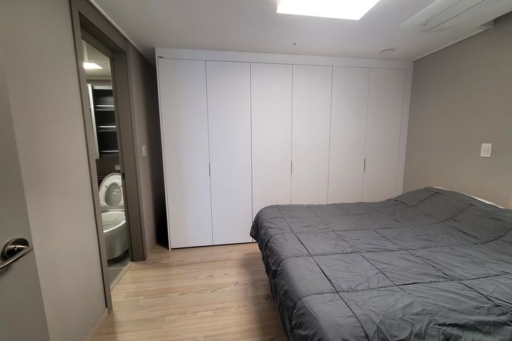Newly built apartment within walking distance 14th image