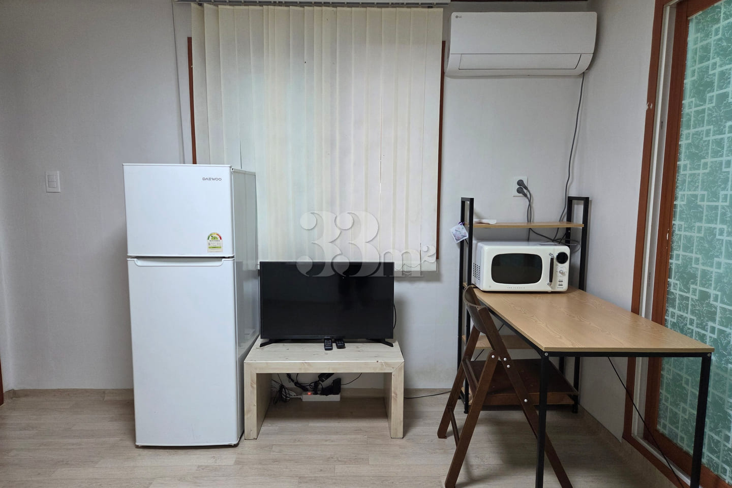Affordable studio apartment near Suwon Statio 1th image