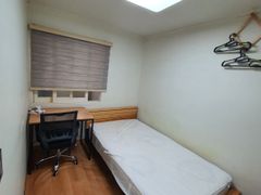 A1 Room, Entrance to Dong-eui University, Gay 0th image